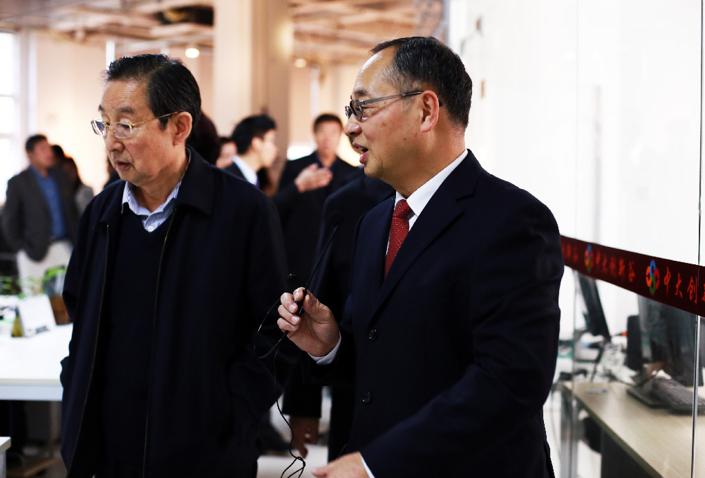 全國政協(xié)常委彭小楓