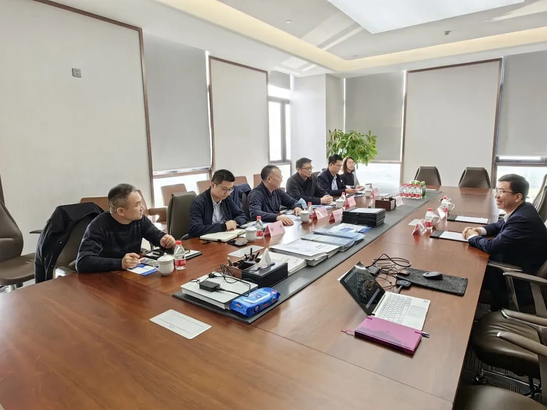 南沙區(qū)產業(yè)園管理局局長張樂春一行蒞臨廣東醫(yī)谷考察交流